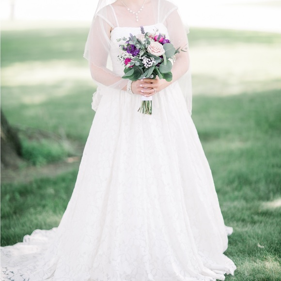 Size 6 Wedding dress - Picture 6 of 7